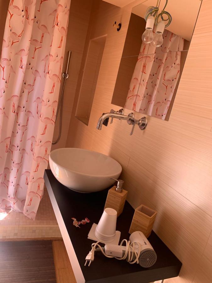 Camera Doppia Bagno Privato Ingresso Indipendente Hotel Savona Esterno foto